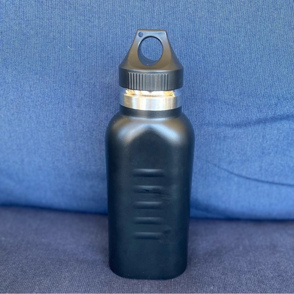 NIB KANGATEEN JOEY  16.9oz Stainless Steel Water Bottle In Black w/extra… - Picture 3 of 8